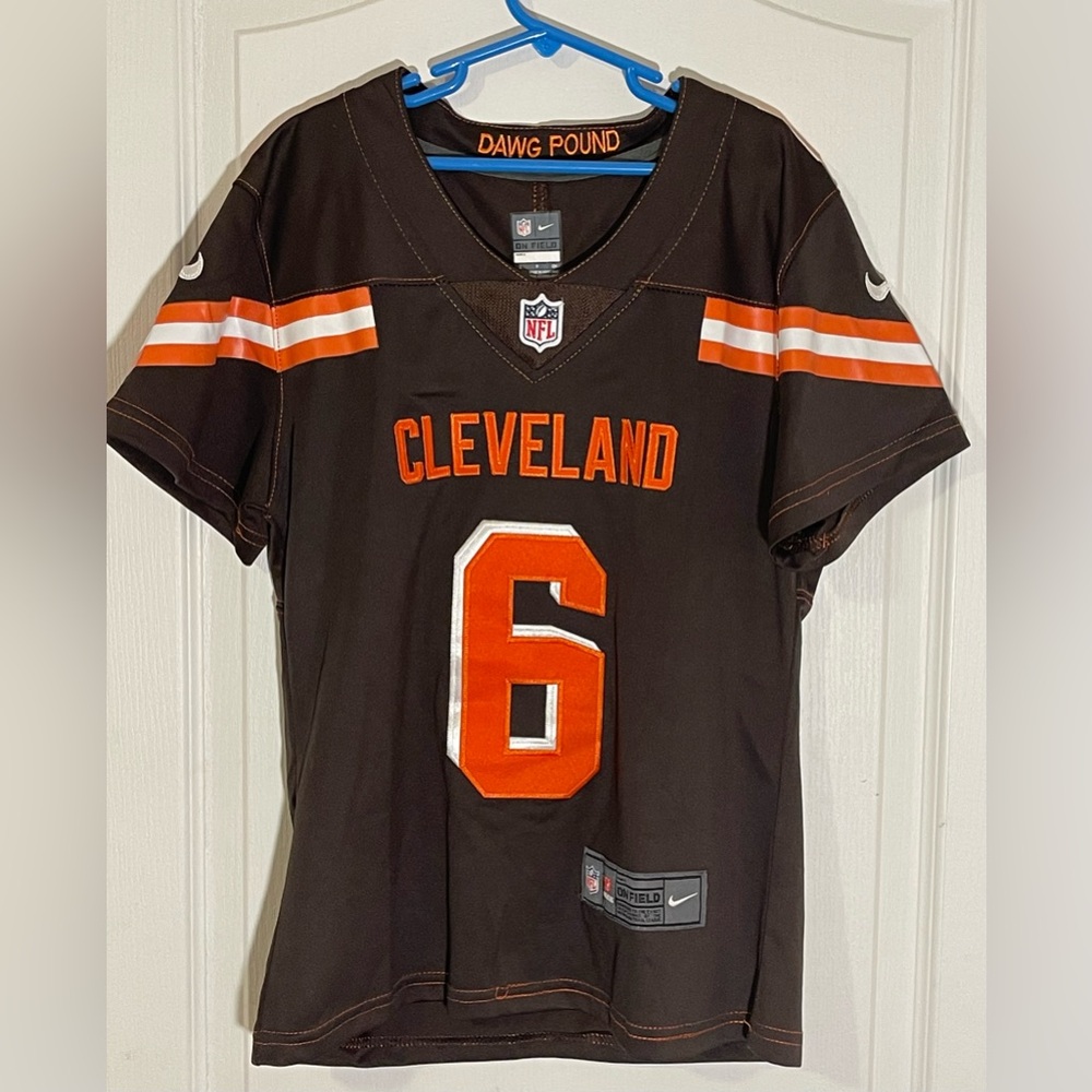Baker Mayfield #6 Cleveland Browns Nike On Field NFL Jersey Women’s Small Brown